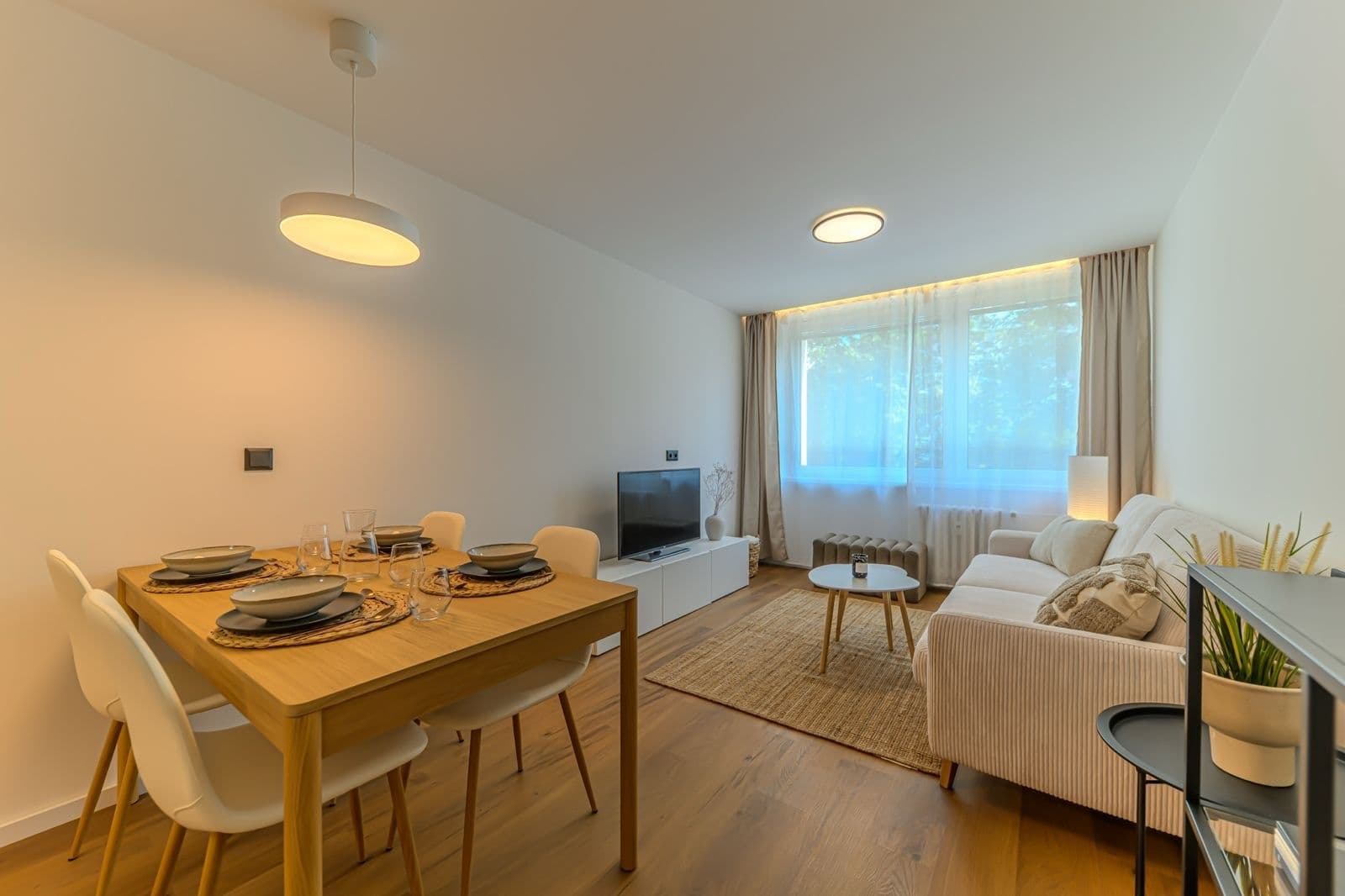 Prodej bytu 2+kk 43 m², Borovanského, Praha, Praha Prodej bytu 2+kk 43 m², Borovanského, Praha, Praha