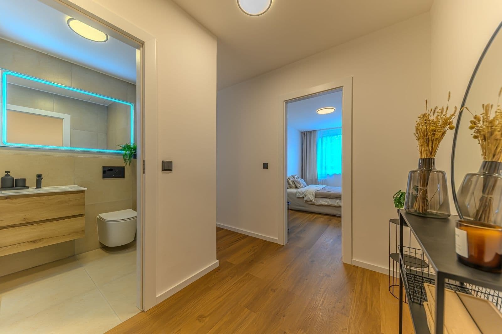 Prodej bytu 2+kk 43 m², Borovanského, Praha, Praha Prodej bytu 2+kk 43 m², Borovanského, Praha, Praha