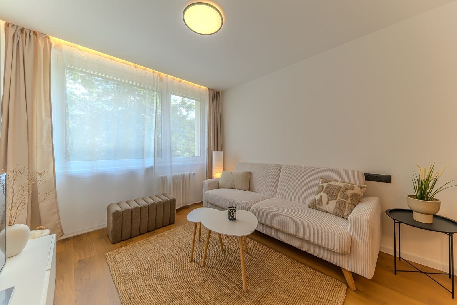 Prodej bytu 2+kk 43 m², Borovanského, Praha, Praha Prodej bytu 2+kk 43 m², Borovanského, Praha, Praha