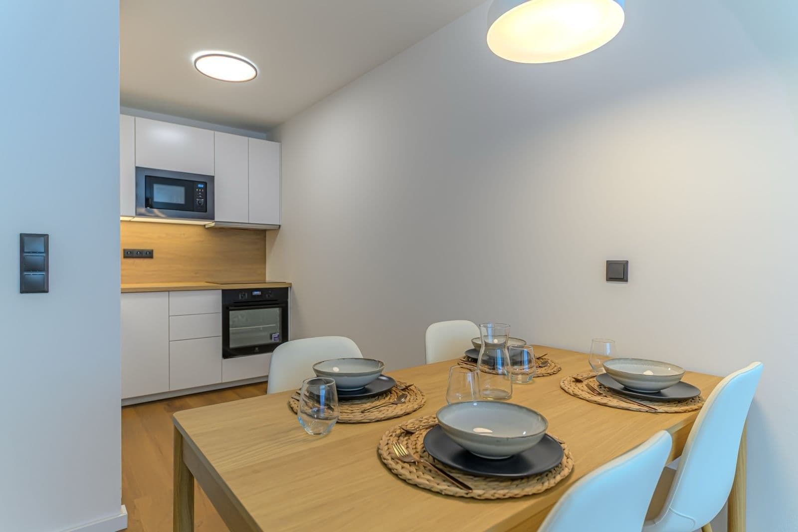 Prodej bytu 2+kk 43 m², Borovanského, Praha, Praha Prodej bytu 2+kk 43 m², Borovanského, Praha, Praha