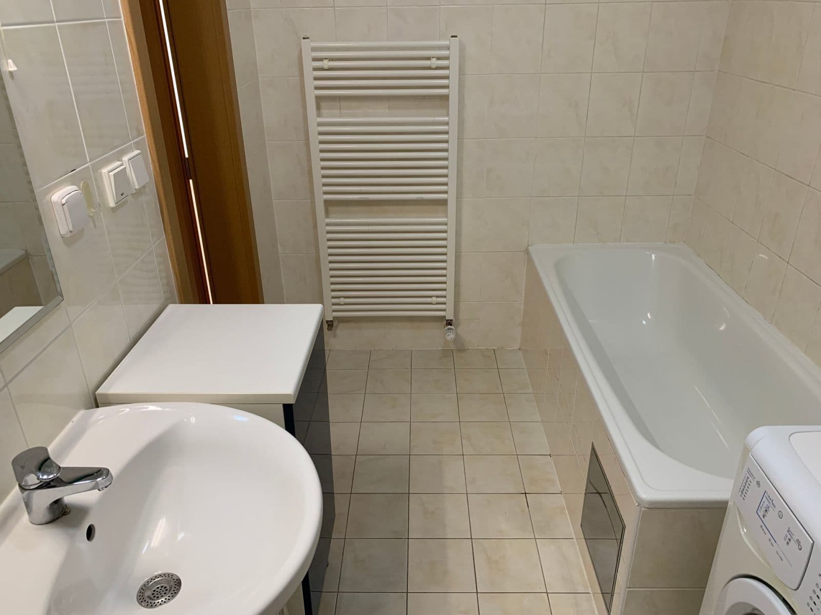 Pronájem bytu 1+kk 37 m², Padovská, Praha, Praha Pronájem bytu 1+kk 37 m², Padovská, Praha, Praha