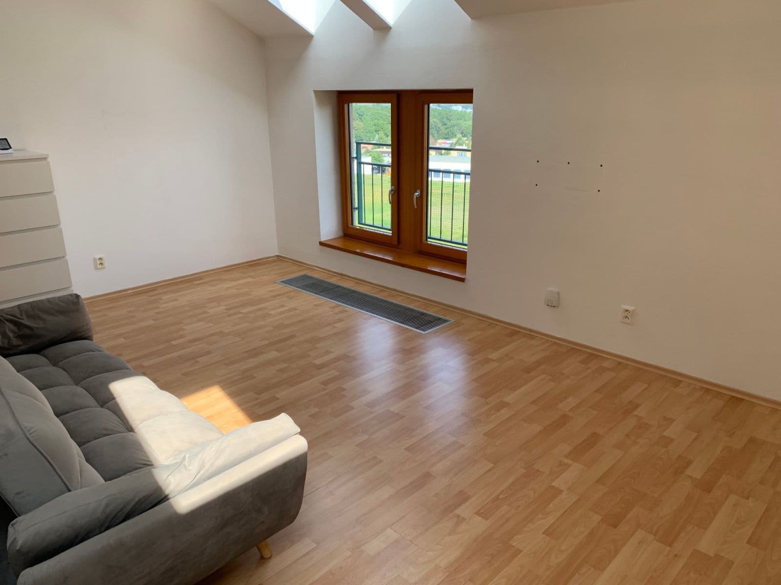 Pronájem bytu 1+kk 37 m², Padovská, Praha, Praha Pronájem bytu 1+kk 37 m², Padovská, Praha, Praha