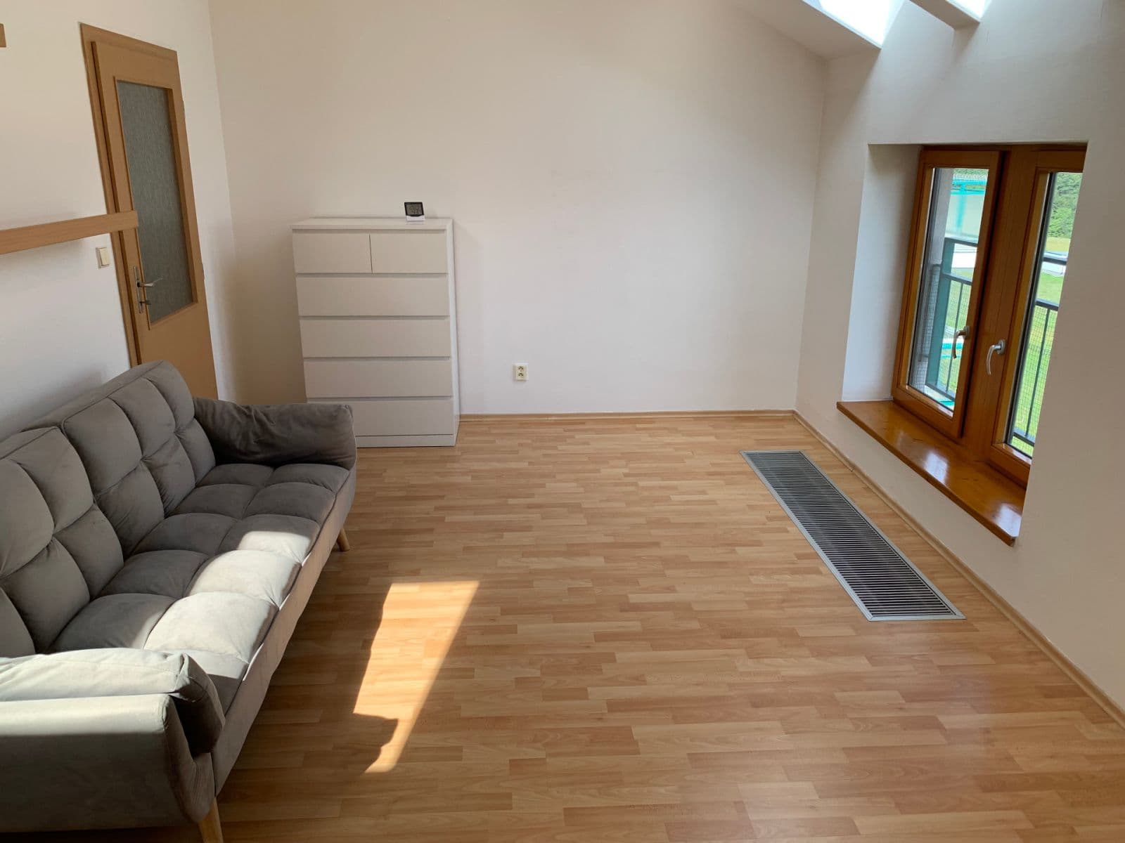 Pronájem bytu 1+kk 37 m², Padovská, Praha, Praha Pronájem bytu 1+kk 37 m², Padovská, Praha, Praha