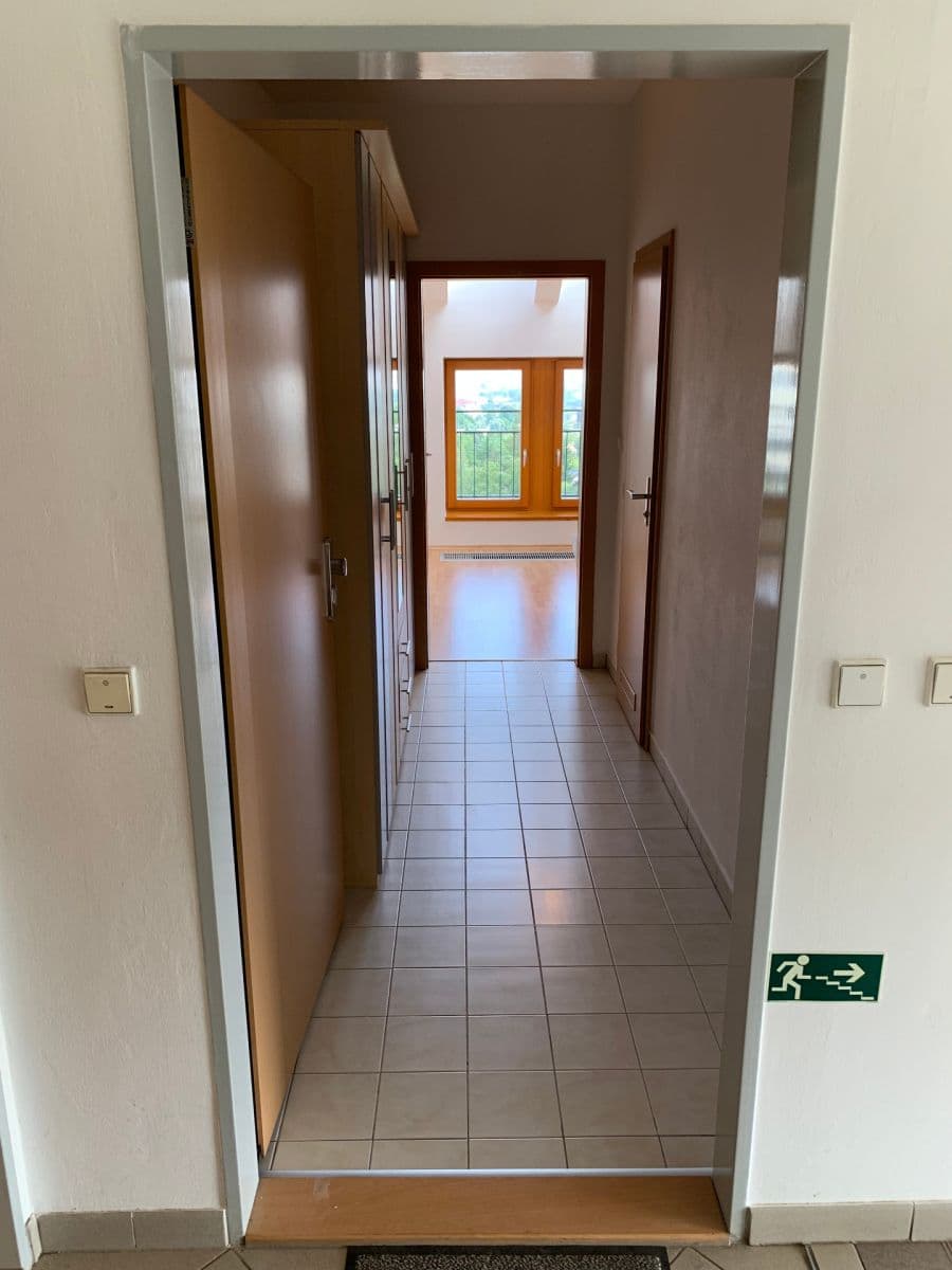 Pronájem bytu 1+kk 37 m², Padovská, Praha, Praha Pronájem bytu 1+kk 37 m², Padovská, Praha, Praha