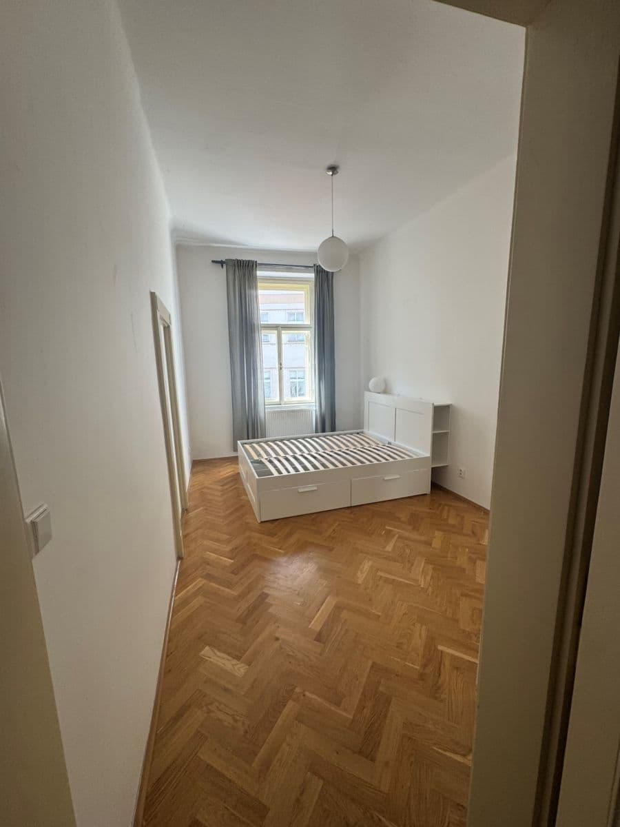 Pronájem bytu 2+kk 49 m², Na Zderaze, Praha, Praha Pronájem bytu 2+kk 49 m², Na Zderaze, Praha, Praha
