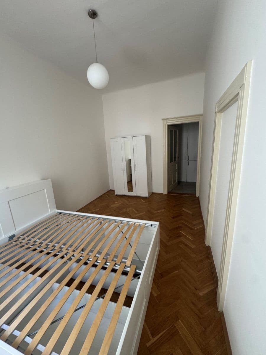 Pronájem bytu 2+kk 49 m², Na Zderaze, Praha, Praha Pronájem bytu 2+kk 49 m², Na Zderaze, Praha, Praha