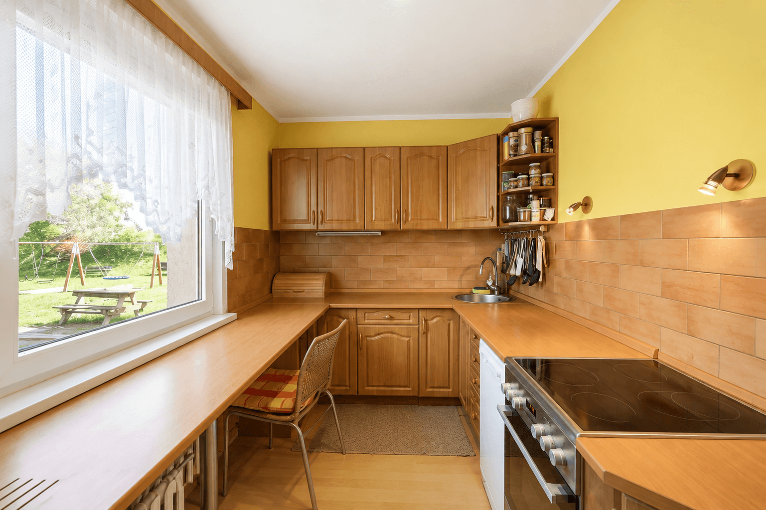Prodej bytu 3+1 62 m², Pod Saharou, Libčice nad Vltavou, Středočeský kraj Prodej bytu 3+1 62 m², Pod Saharou, Libčice nad Vltavou, Středočeský kraj