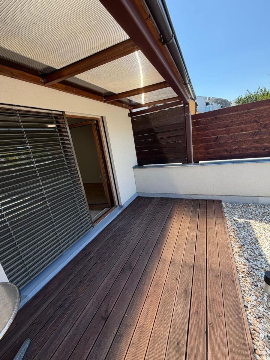 Pronájem bytu 1+kk 43 m², Nad dědinou, Brno, Jihomoravský kraj Pronájem bytu 1+kk 43 m², Nad dědinou, Brno, Jihomoravský kraj