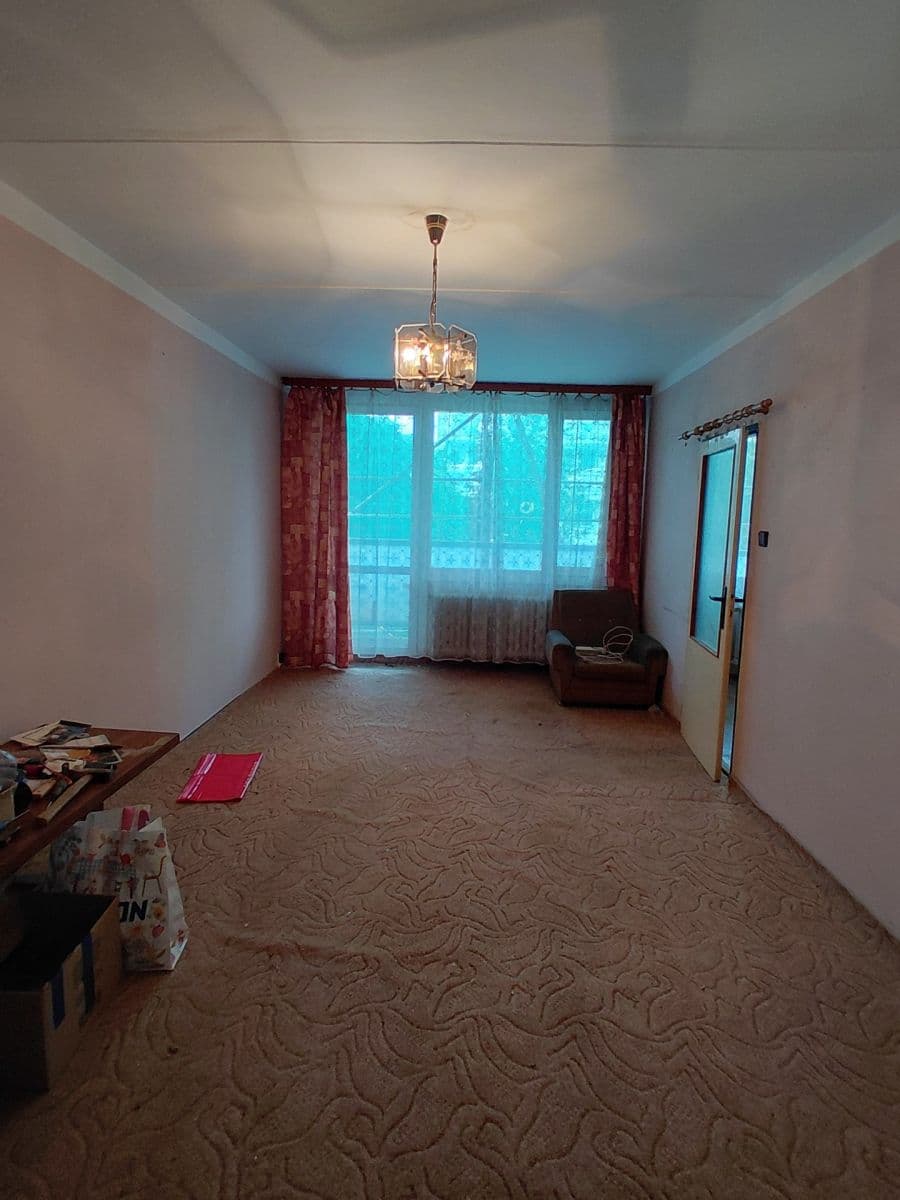 Prodej bytu 3+1 76 m², Rumunská, Čelákovice, Středočeský kraj Prodej bytu 3+1 76 m², Rumunská, Čelákovice, Středočeský kraj