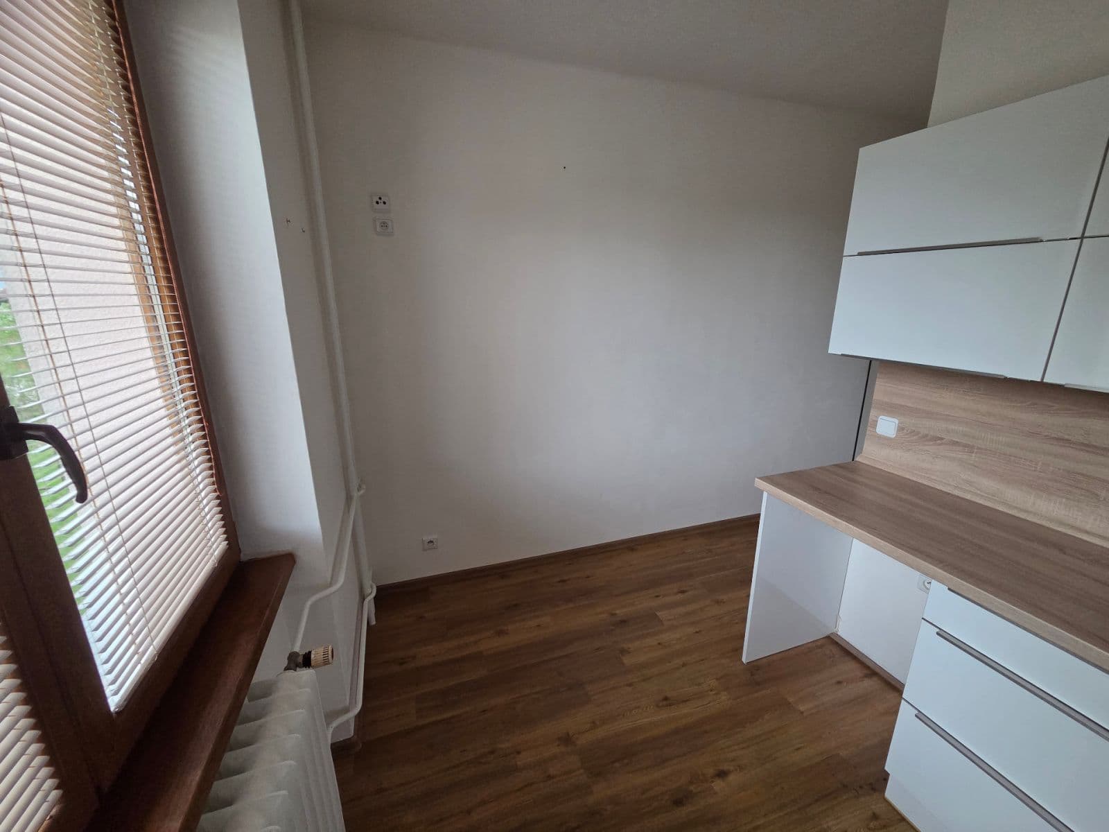 Pronájem bytu 1+1 40 m², Purkyňova, Liberec, Liberecký kraj Pronájem bytu 1+1 40 m², Purkyňova, Liberec, Liberecký kraj