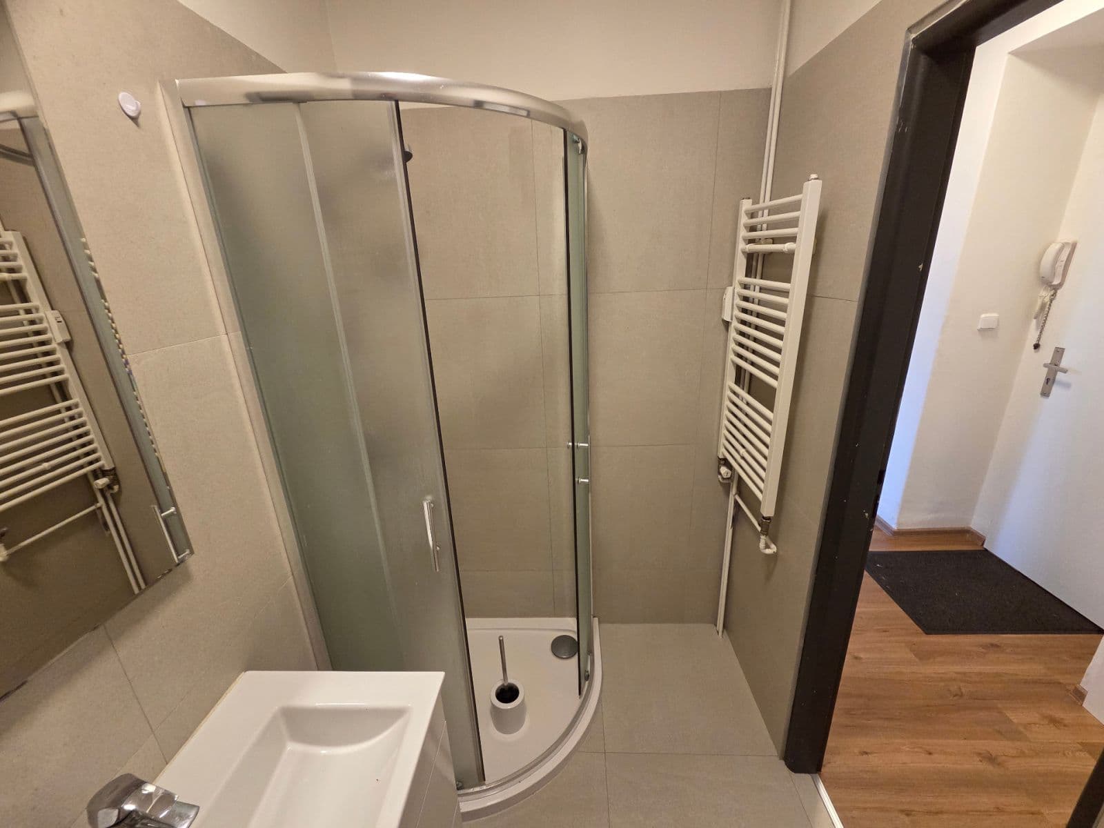 Pronájem bytu 1+1 40 m², Purkyňova, Liberec, Liberecký kraj Pronájem bytu 1+1 40 m², Purkyňova, Liberec, Liberecký kraj