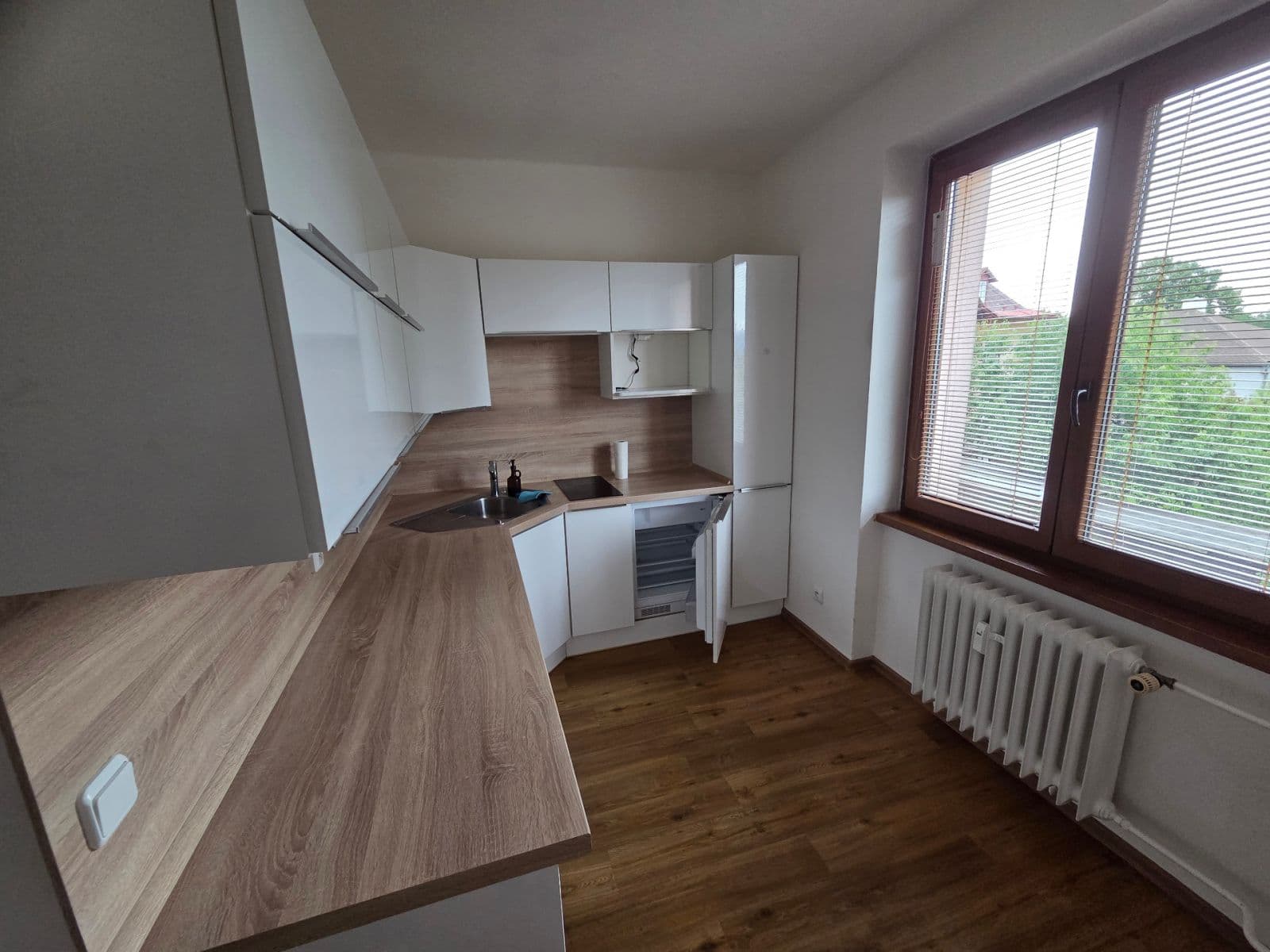 Pronájem bytu 1+1 40 m², Purkyňova, Liberec, Liberecký kraj Pronájem bytu 1+1 40 m², Purkyňova, Liberec, Liberecký kraj