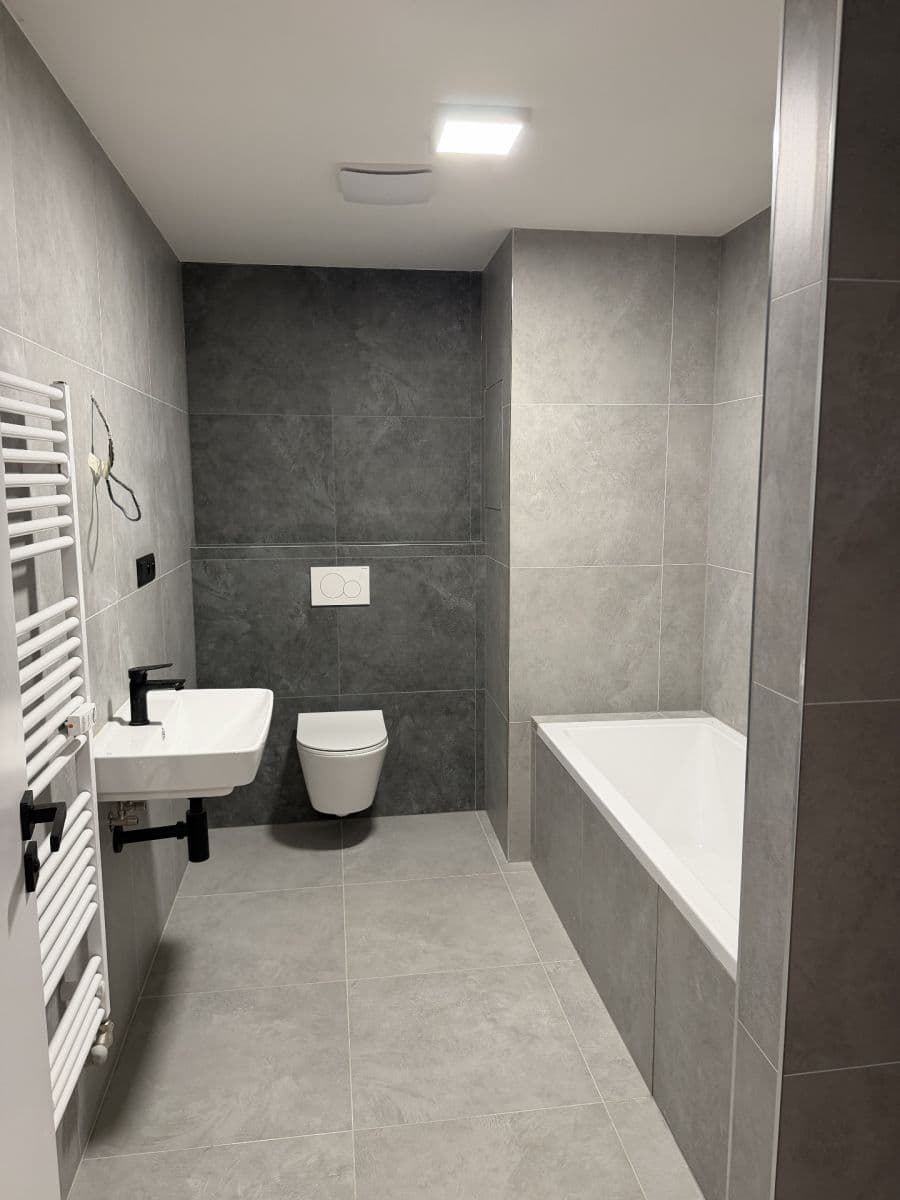 Pronájem bytu 2+kk 58 m², Bratislavská, Brno, Jihomoravský kraj Pronájem bytu 2+kk 58 m², Bratislavská, Brno, Jihomoravský kraj