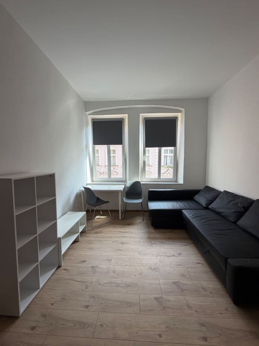 Pronájem bytu 1+kk 33 m², Sevastopolská, Praha, Praha Pronájem bytu 1+kk 33 m², Sevastopolská, Praha, Praha