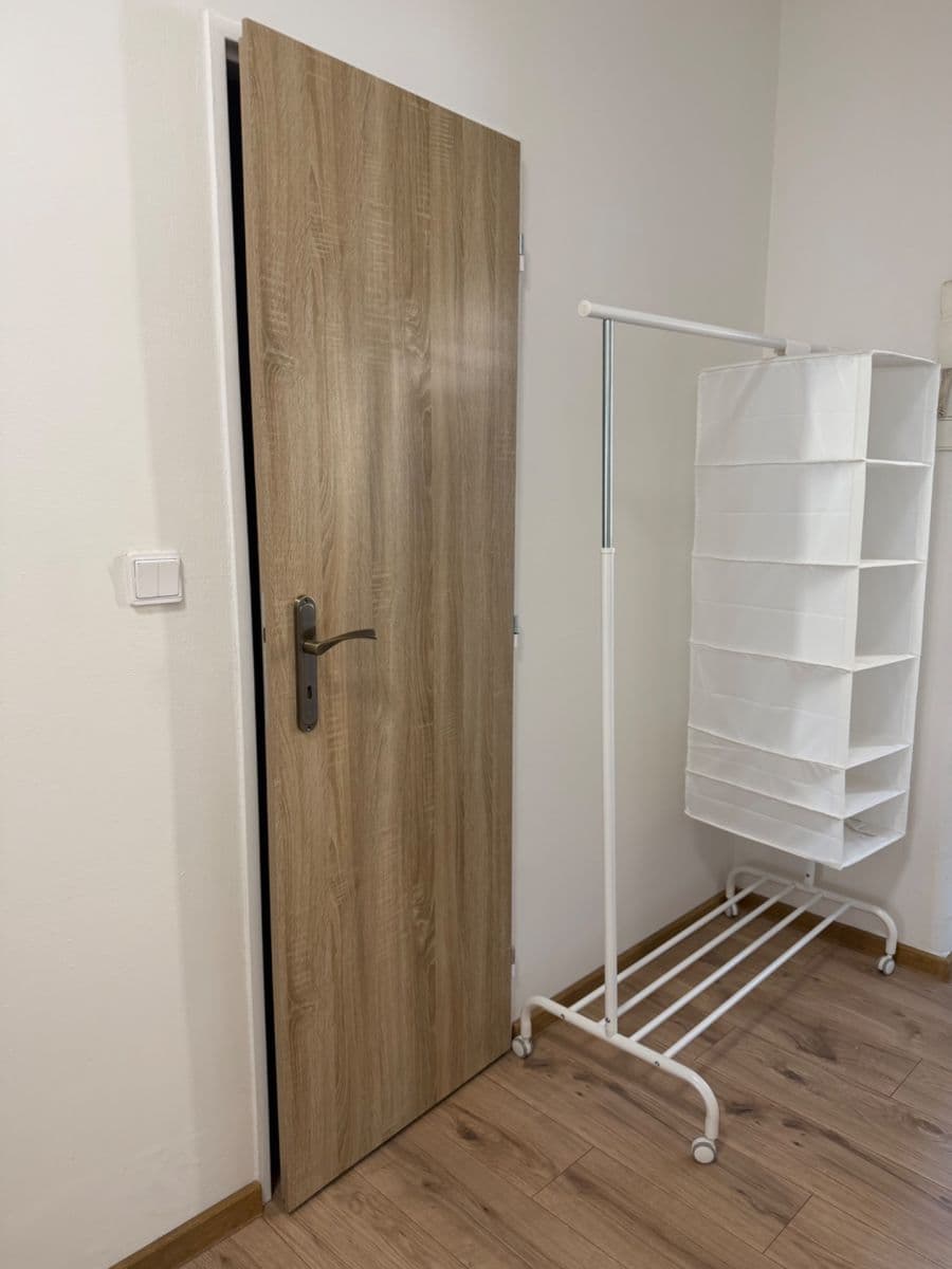 Pronájem bytu 1+kk 33 m², Sevastopolská, Praha, Praha Pronájem bytu 1+kk 33 m², Sevastopolská, Praha, Praha