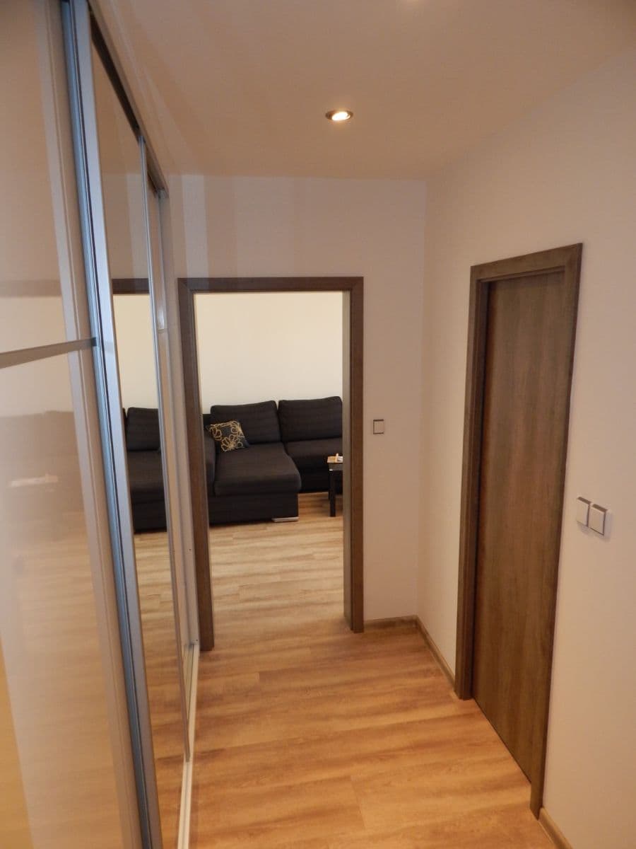 Pronájem bytu 2+1 53 m², Senegalská, Praha, Praha Pronájem bytu 2+1 53 m², Senegalská, Praha, Praha