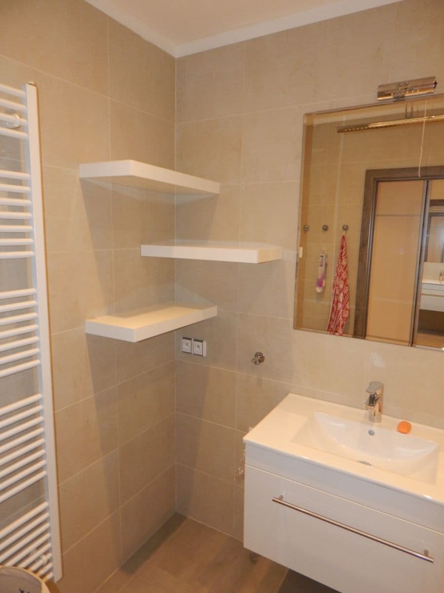Pronájem bytu 2+1 53 m², Senegalská, Praha, Praha Pronájem bytu 2+1 53 m², Senegalská, Praha, Praha