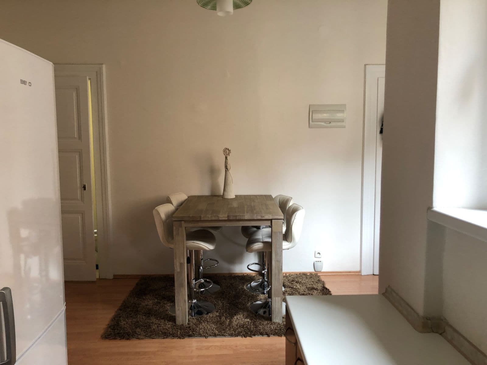 Pronájem bytu 2+1 65 m², Tusarova, Praha, Praha Pronájem bytu 2+1 65 m², Tusarova, Praha, Praha
