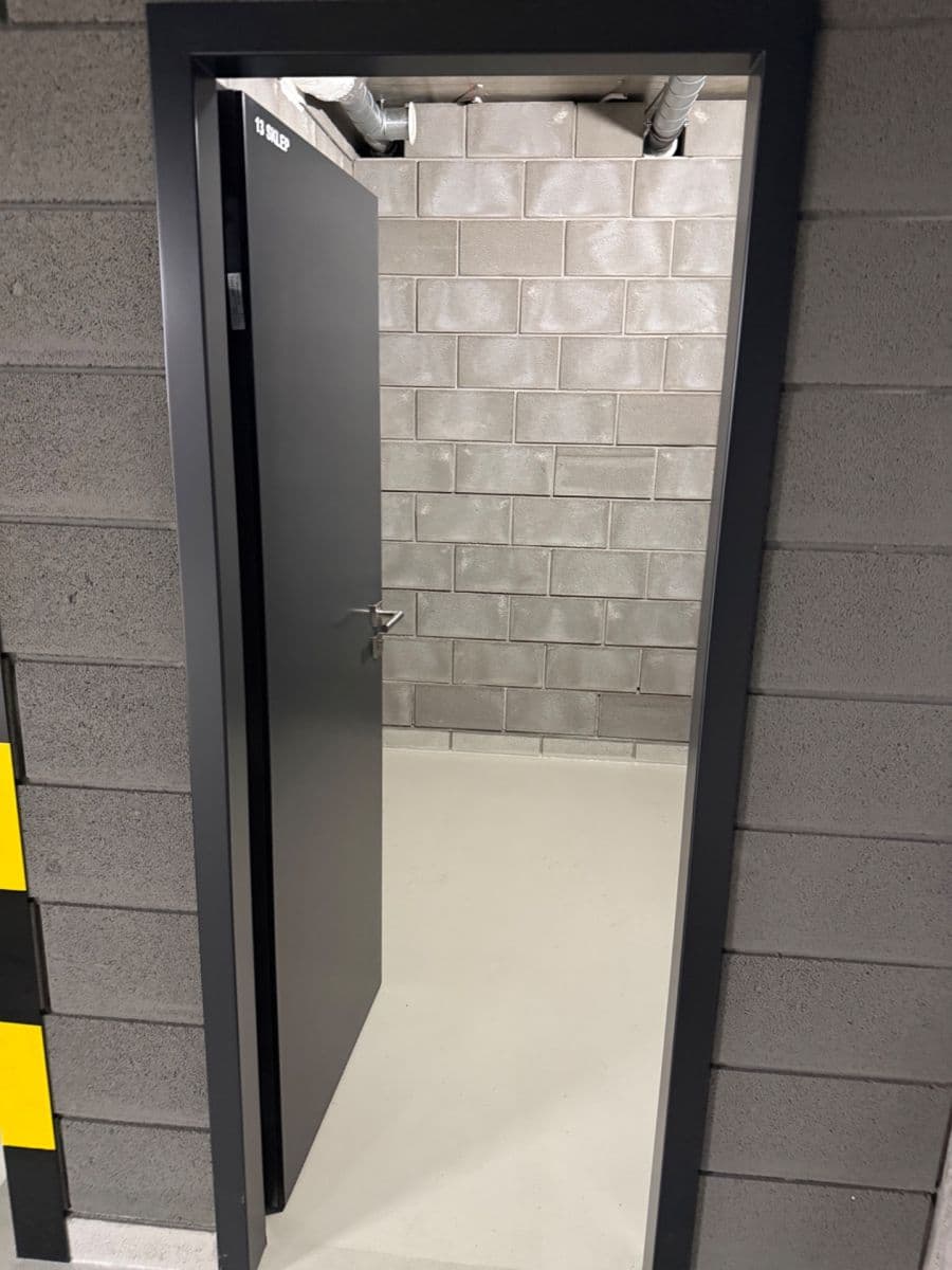 Pronájem bytu 2+kk 62 m², V. Kratochvíla, Kladno, Středočeský kraj Pronájem bytu 2+kk 62 m², V. Kratochvíla, Kladno, Středočeský kraj