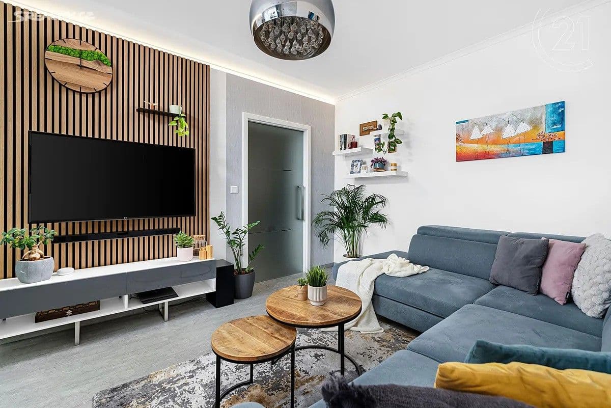 Pronájem bytu 2+1 54 m², Provazníkova, Brno, Jihomoravský kraj Pronájem bytu 2+1 54 m², Provazníkova, Brno, Jihomoravský kraj