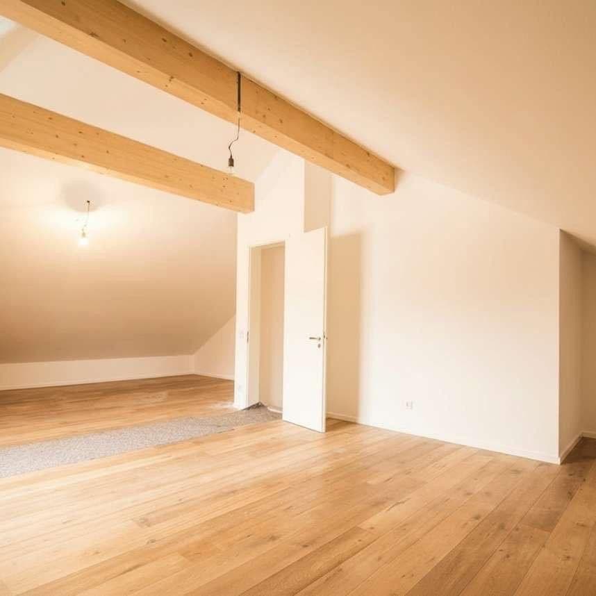 Prodej domu 175 m², pozemek 330 m², Landshut, Bavorsko Prodej domu 175 m², pozemek 330 m², Landshut, Bavorsko