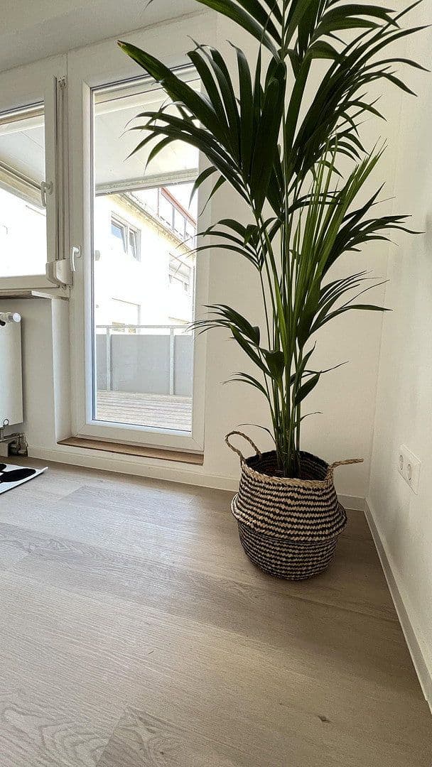 Pronájem bytu 1+1 37 m², Stuttgart, Bádensko-Württembersko Pronájem bytu 1+1 37 m², Stuttgart, Bádensko-Württembersko