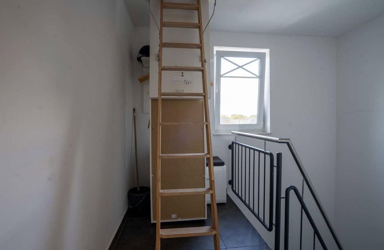 Prodej bytu 3+1 126 m², Bümmersteder Tredde 182, Oldenburg, Dolní Sasko Prodej bytu 3+1 126 m², Bümmersteder Tredde 182, Oldenburg, Dolní Sasko