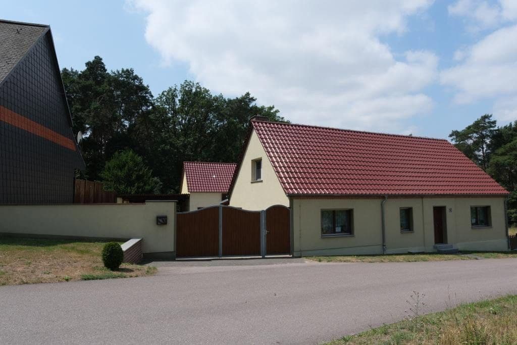 Prodej domu 200 m², pozemek 1.286 m², Zur Burg 10, Rabenstein/Fläming, Braniborsko Prodej domu 200 m², pozemek 1.286 m², Zur Burg 10, Rabenstein/Fläming, Braniborsko