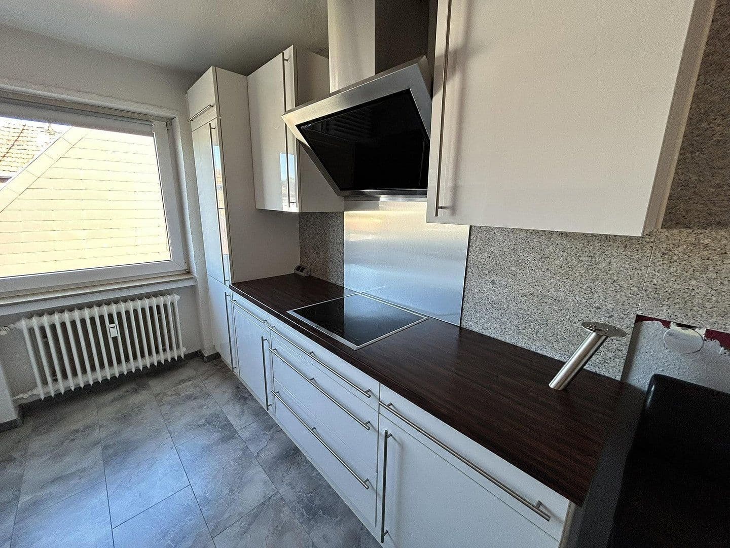 Pronájem bytu 4+1 111 m², Saarbrücken, Země Sársko Pronájem bytu 4+1 111 m², Saarbrücken, Země Sársko