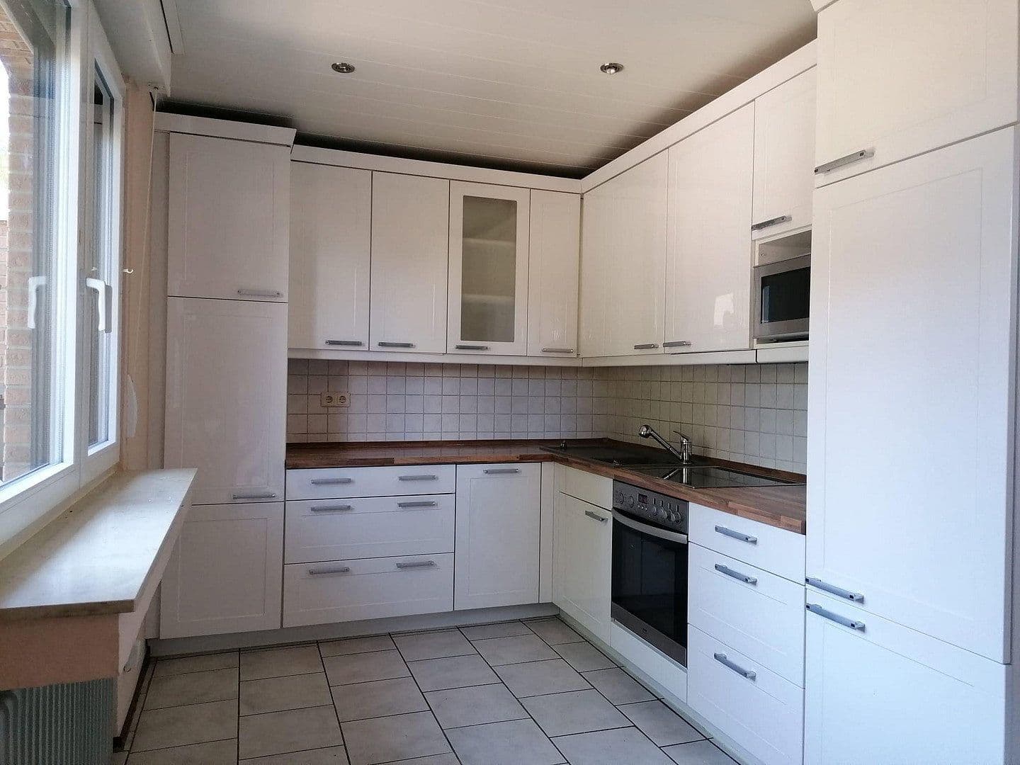 Prodej domu 180 m², pozemek 407 m², Voerde (Niederrhein), Severní Porýní-Vestfálsko Prodej domu 180 m², pozemek 407 m², Voerde (Niederrhein), Severní Porýní-Vestfálsko