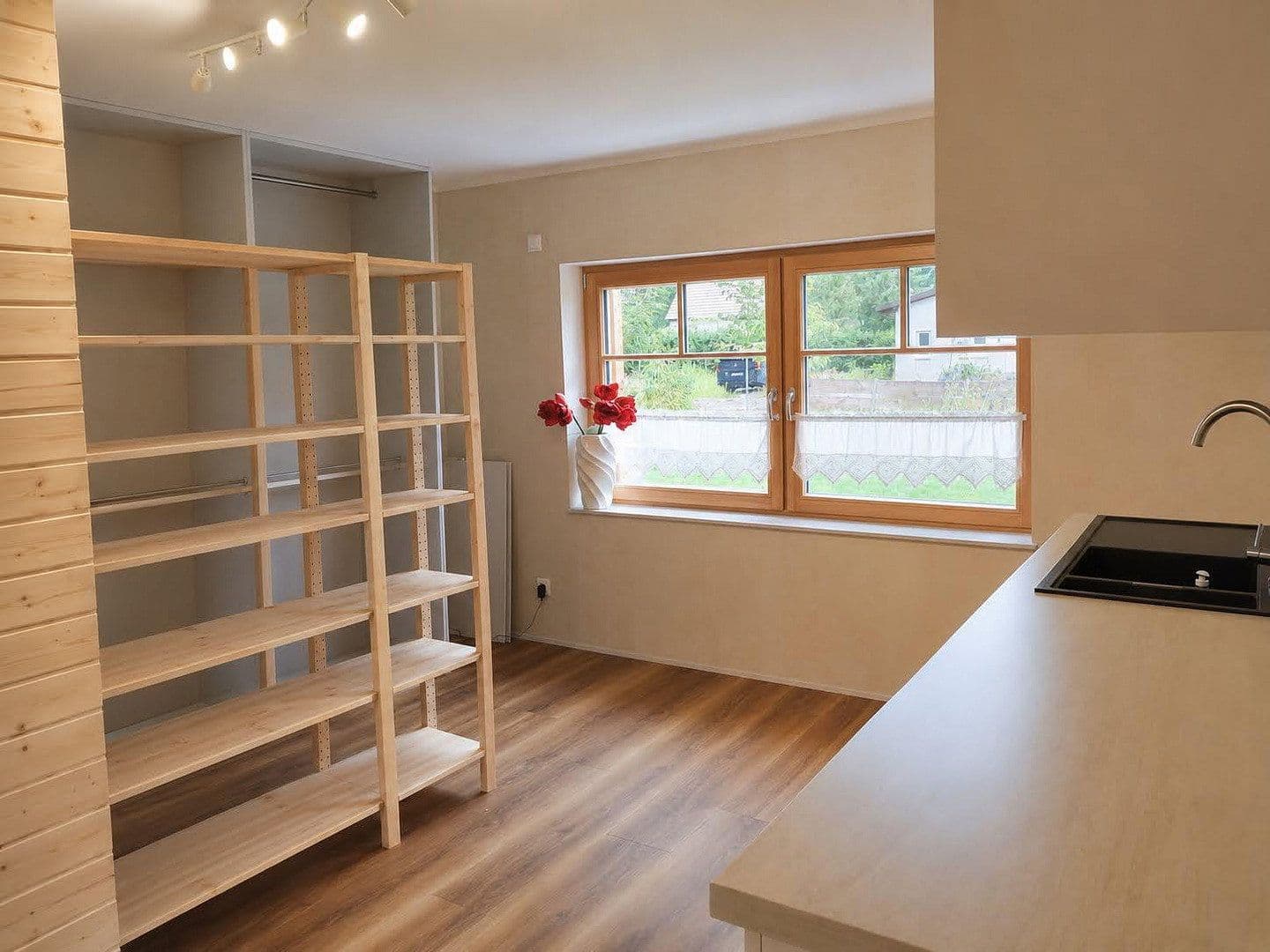 Prodej domu 220 m², pozemek 2.400 m², Am Spreeufer 40, Grünheide (Mark), Braniborsko Prodej domu 220 m², pozemek 2.400 m², Am Spreeufer 40, Grünheide (Mark), Braniborsko