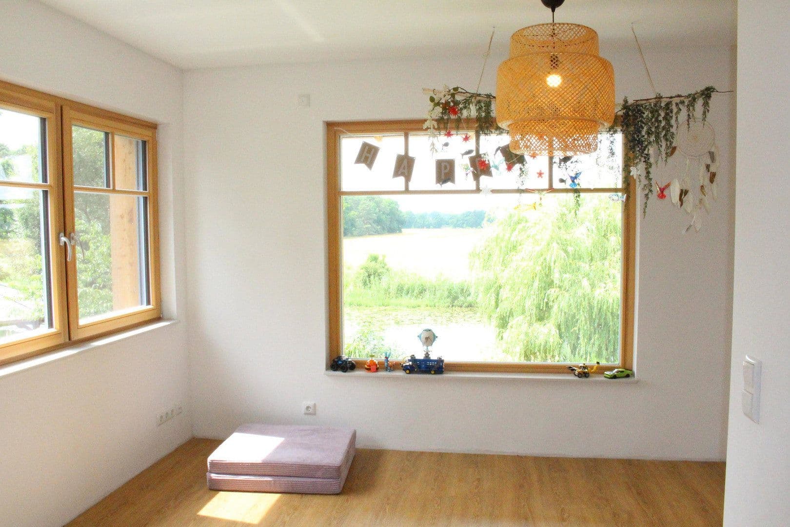 Prodej domu 220 m², pozemek 2.400 m², Am Spreeufer 40, Grünheide (Mark), Braniborsko Prodej domu 220 m², pozemek 2.400 m², Am Spreeufer 40, Grünheide (Mark), Braniborsko
