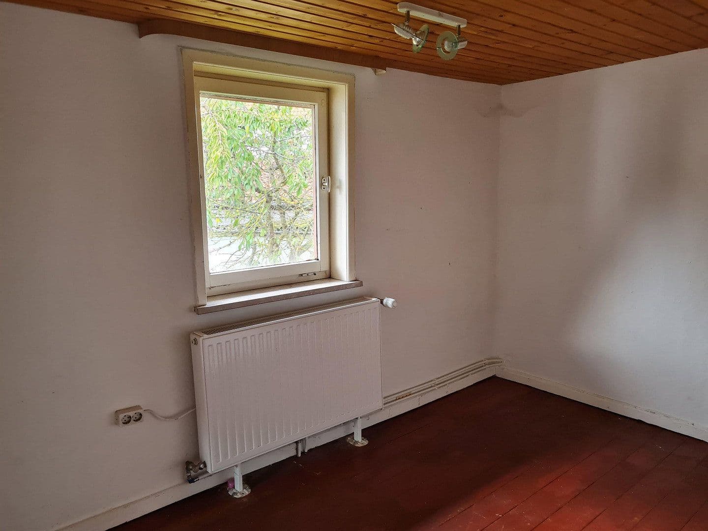 Prodej domu 303 m², pozemek 408 m², Rollshausen, Dolní Sasko Prodej domu 303 m², pozemek 408 m², Rollshausen, Dolní Sasko