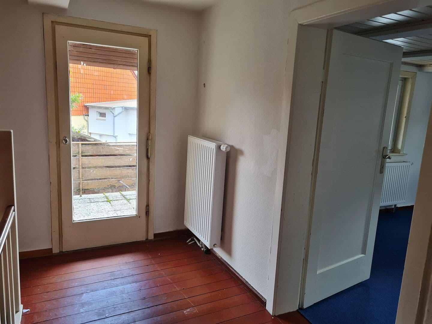 Prodej domu 303 m², pozemek 408 m², Rollshausen, Dolní Sasko Prodej domu 303 m², pozemek 408 m², Rollshausen, Dolní Sasko