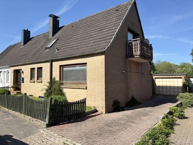 Prodej domu 142 m², pozemek 560 m², Melkstedtdiek 3, Šlesvik, Šlesvicko-Holštýnsko Prodej domu 142 m², pozemek 560 m², Melkstedtdiek 3, Šlesvik, Šlesvicko-Holštýnsko