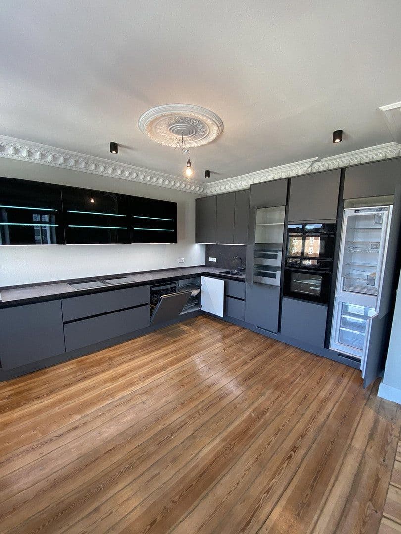 Pronájem bytu 4+1 97 m², Hamburg, Hamburg Pronájem bytu 4+1 97 m², Hamburg, Hamburg