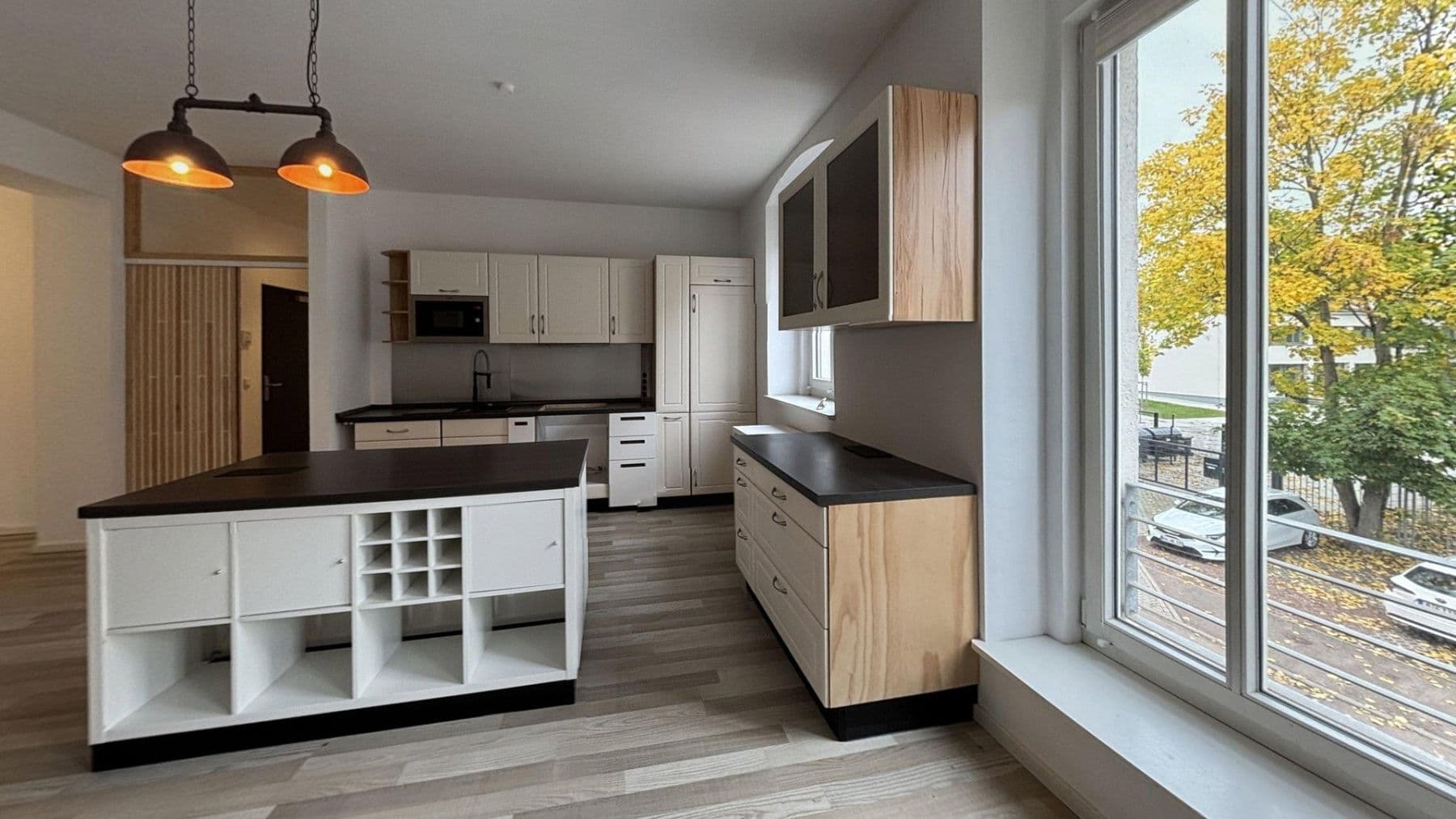 Pronájem bytu 4+kk 134 m², Jupiterstraße 22, Halle (Saale), Sasko-Anhaltsko Pronájem bytu 4+kk 134 m², Jupiterstraße 22, Halle (Saale), Sasko-Anhaltsko