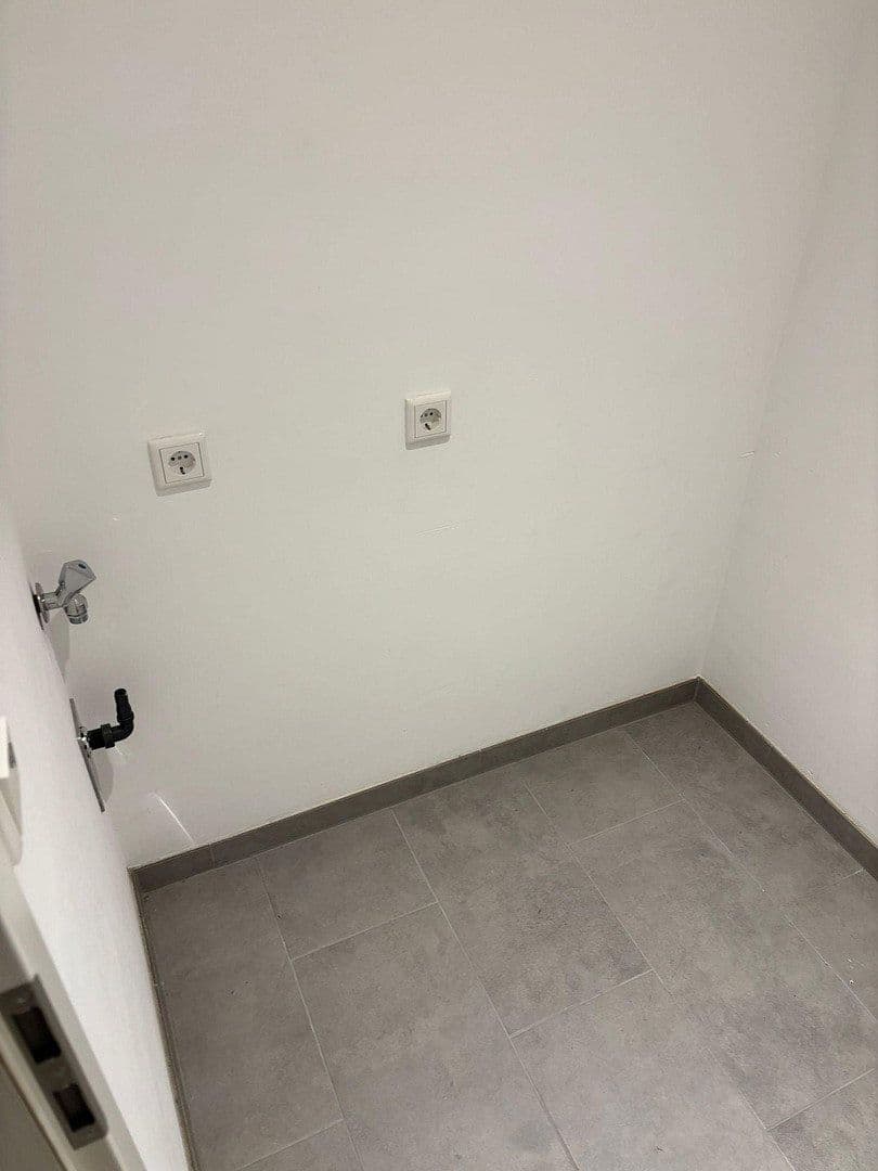 Pronájem bytu 2+1 86 m², Mandelring 24, Neustadt, Porýní-Falc Pronájem bytu 2+1 86 m², Mandelring 24, Neustadt, Porýní-Falc