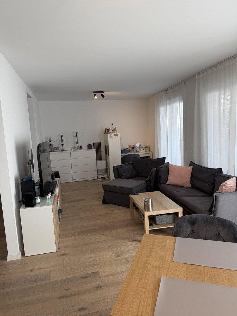 Pronájem bytu 2+1 86 m², Mandelring 24, Neustadt, Porýní-Falc Pronájem bytu 2+1 86 m², Mandelring 24, Neustadt, Porýní-Falc
