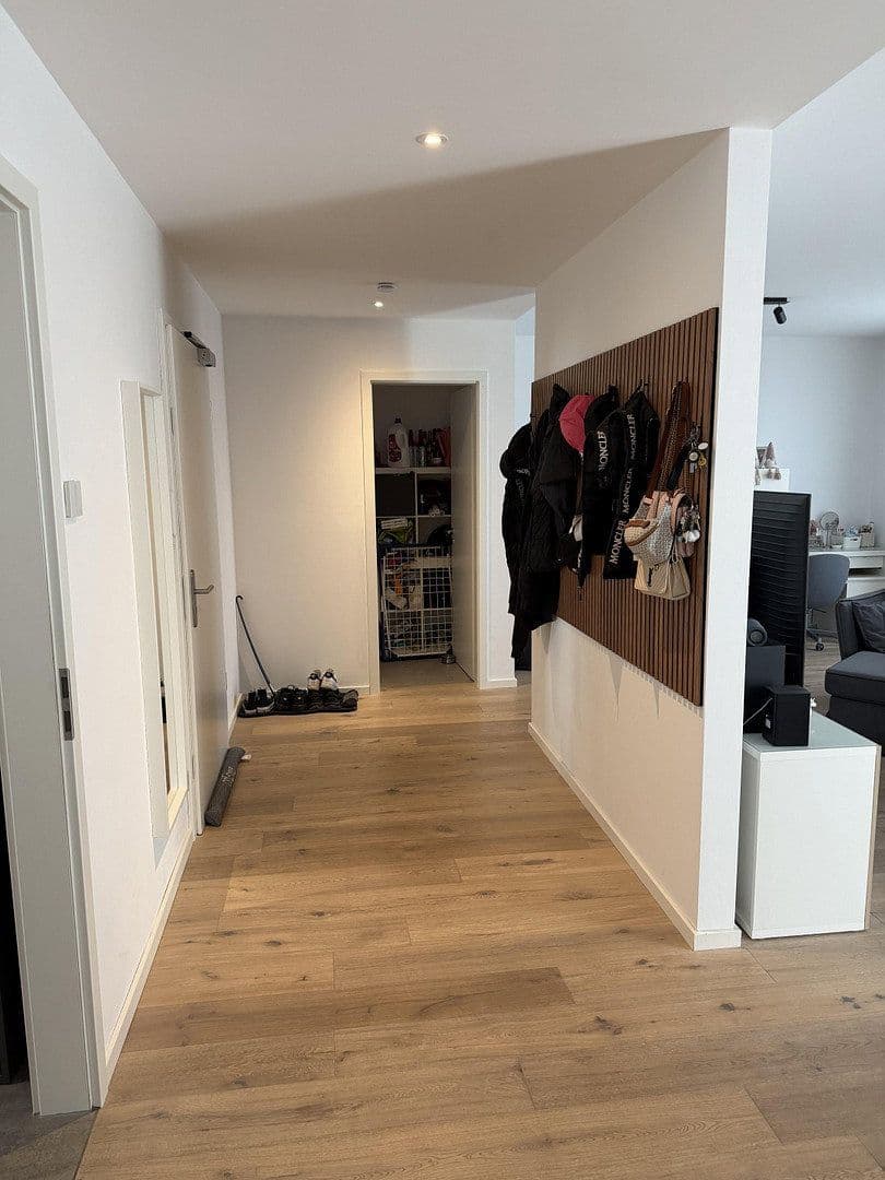 Pronájem bytu 2+1 86 m², Mandelring 24, Neustadt, Porýní-Falc Pronájem bytu 2+1 86 m², Mandelring 24, Neustadt, Porýní-Falc