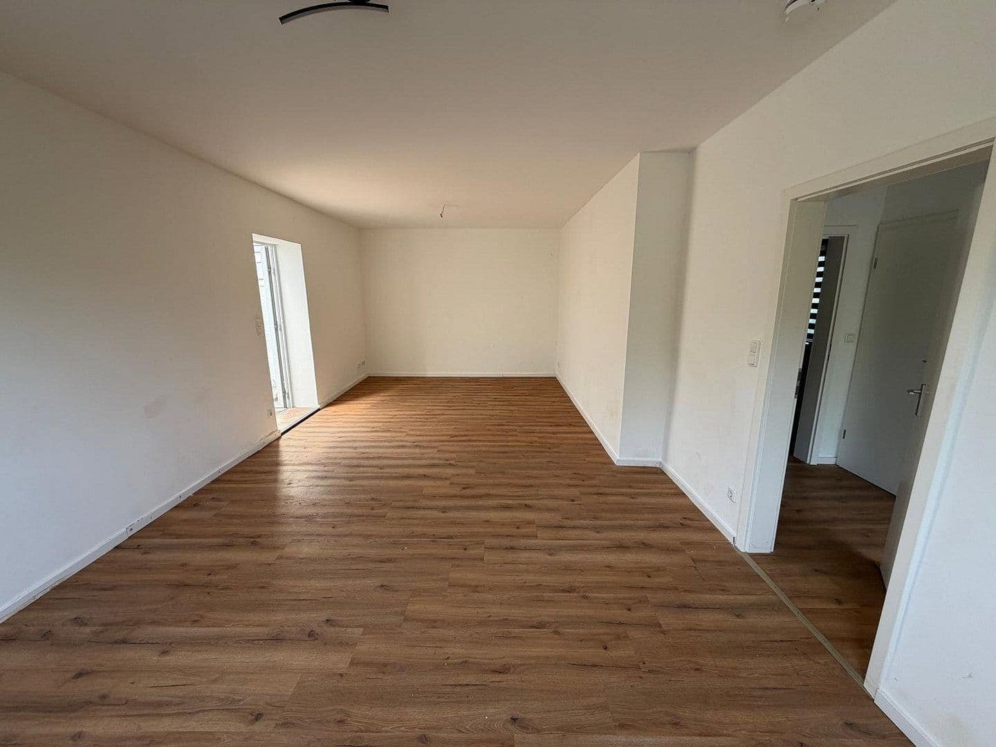 Prodej domu 100 m², pozemek 670 m², Pracherdamm 117, Heidgraben, Šlesvicko-Holštýnsko Prodej domu 100 m², pozemek 670 m², Pracherdamm 117, Heidgraben, Šlesvicko-Holštýnsko