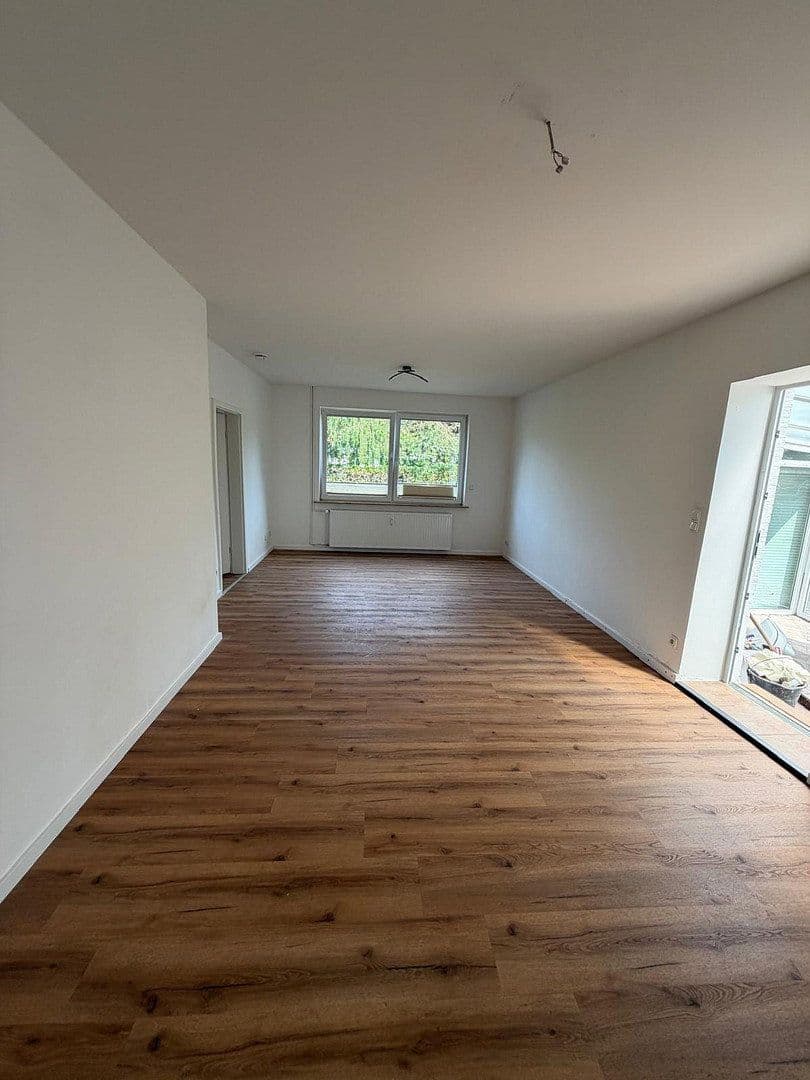 Prodej domu 100 m², pozemek 670 m², Pracherdamm 117, Heidgraben, Šlesvicko-Holštýnsko Prodej domu 100 m², pozemek 670 m², Pracherdamm 117, Heidgraben, Šlesvicko-Holštýnsko