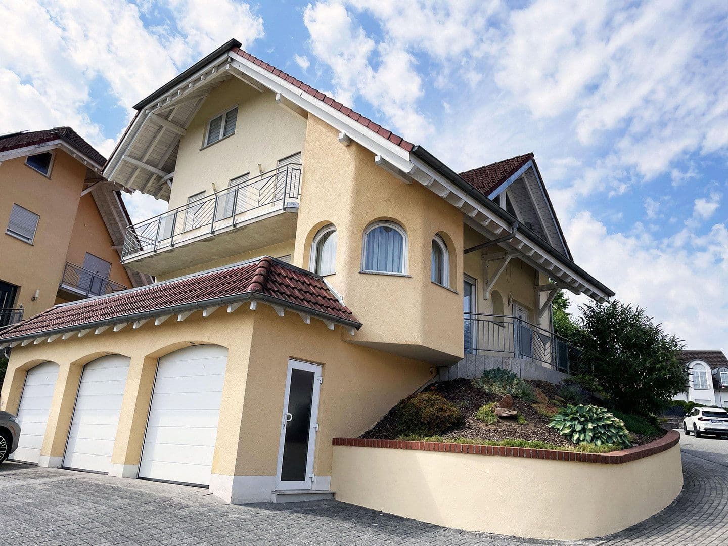 Prodej domu 290 m², pozemek 438 m², Queidersbach, Porýní-Falc Prodej domu 290 m², pozemek 438 m², Queidersbach, Porýní-Falc