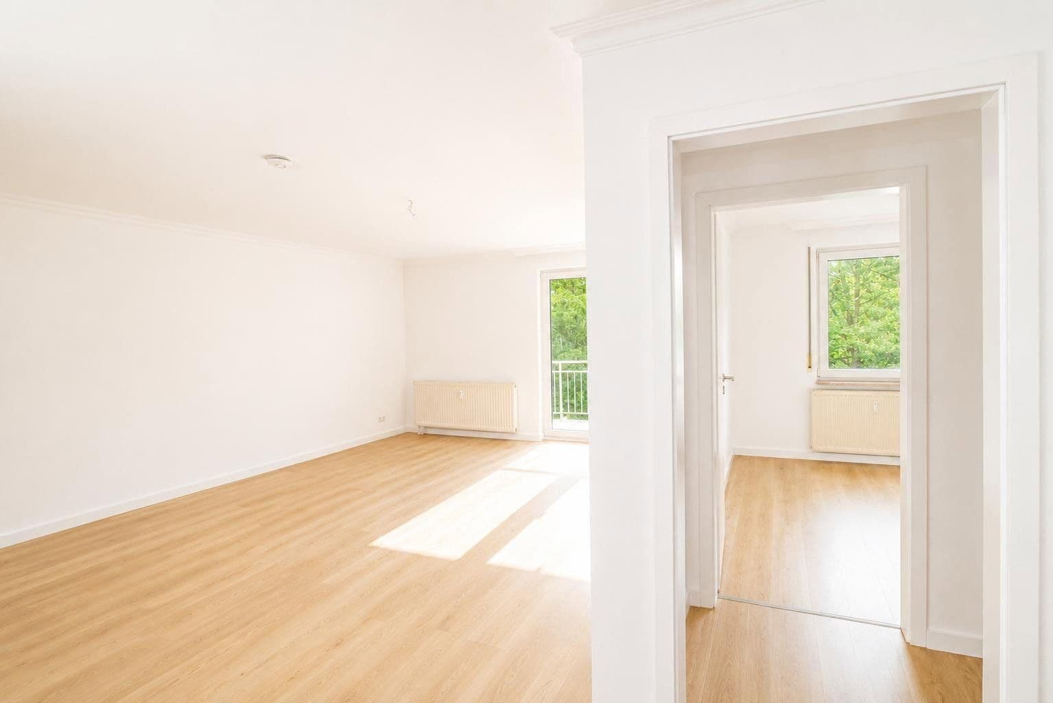 Prodej bytu 2+1 57 m², Gutsparkstraße 6/8, Leipzig, Sasko Prodej bytu 2+1 57 m², Gutsparkstraße 6/8, Leipzig, Sasko