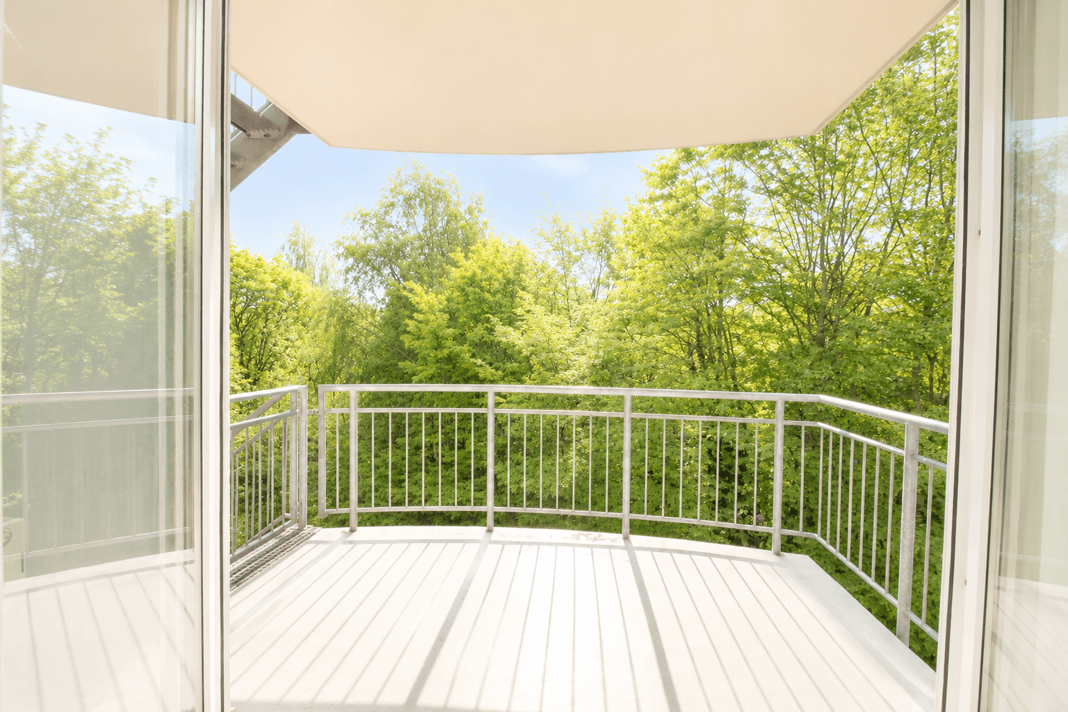 Prodej bytu 2+1 57 m², Gutsparkstraße 6/8, Leipzig, Sasko Prodej bytu 2+1 57 m², Gutsparkstraße 6/8, Leipzig, Sasko