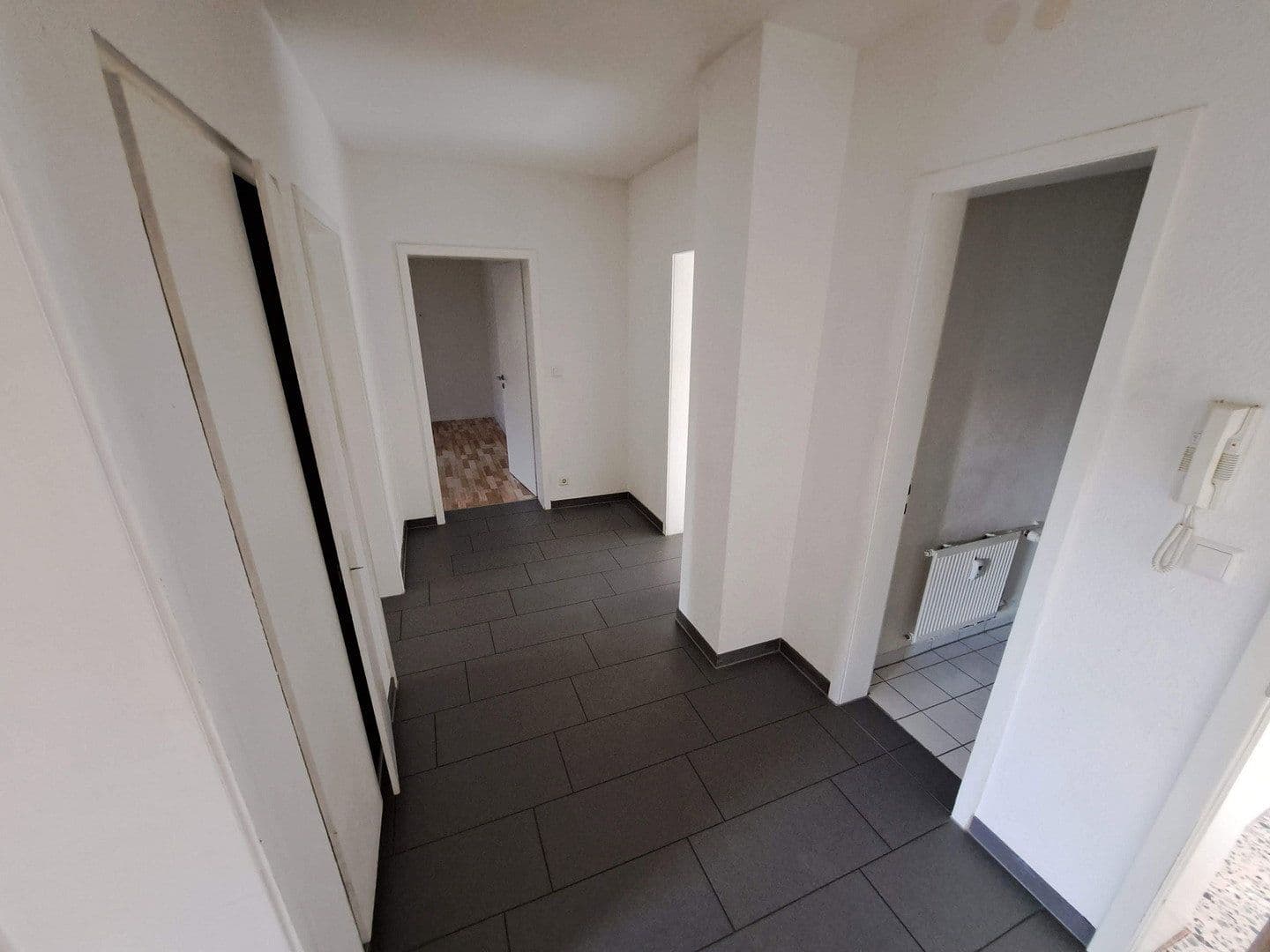Pronájem bytu 4+1 88 m², Nelkenweg 14, Rudersberg, Bádensko-Württembersko Pronájem bytu 4+1 88 m², Nelkenweg 14, Rudersberg, Bádensko-Württembersko