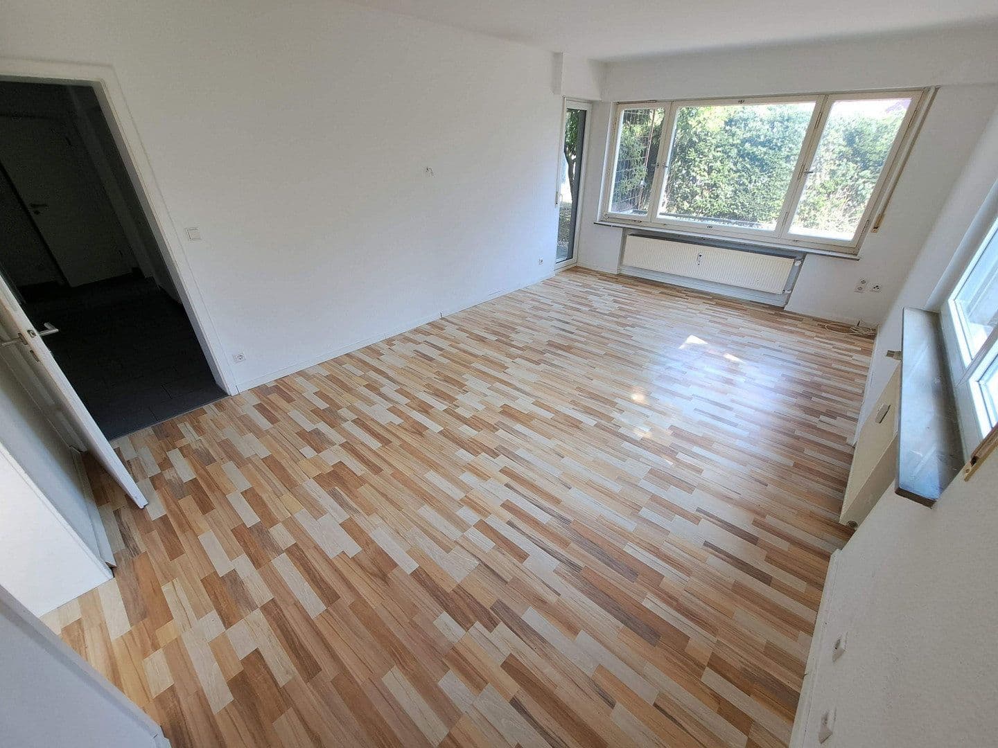 Pronájem bytu 4+1 88 m², Nelkenweg 14, Rudersberg, Bádensko-Württembersko Pronájem bytu 4+1 88 m², Nelkenweg 14, Rudersberg, Bádensko-Württembersko