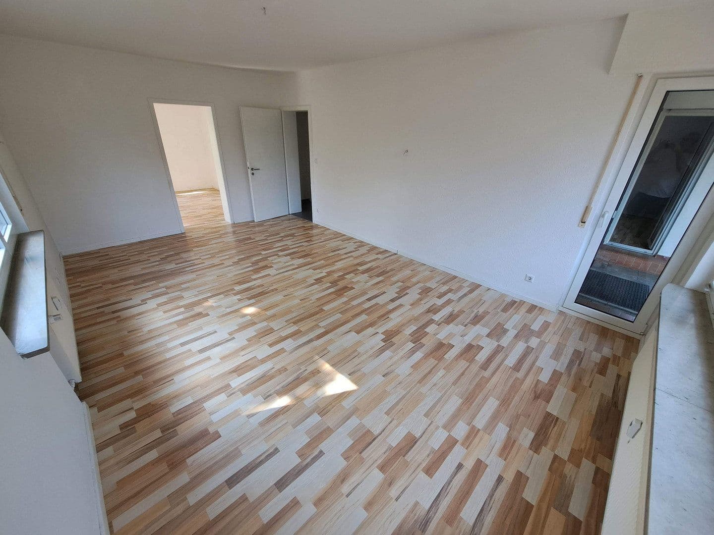 Pronájem bytu 4+1 88 m², Nelkenweg 14, Rudersberg, Bádensko-Württembersko Pronájem bytu 4+1 88 m², Nelkenweg 14, Rudersberg, Bádensko-Württembersko