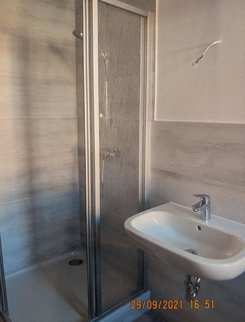Pronájem bytu 3+1 80 m², Lindenstraße 63, Weinböhla, Sasko Pronájem bytu 3+1 80 m², Lindenstraße 63, Weinböhla, Sasko