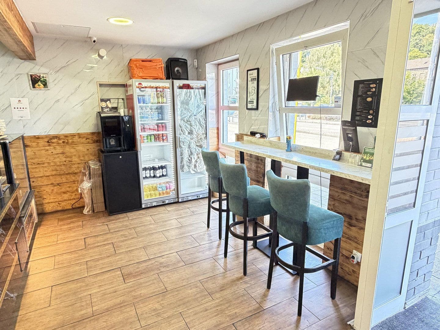 Pronájem nebytového prostoru 214 m², Lohbachstraße 8, Velbert, Severní Porýní-Vestfálsko Pronájem nebytového prostoru 214 m², Lohbachstraße 8, Velbert, Severní Porýní-Vestfálsko